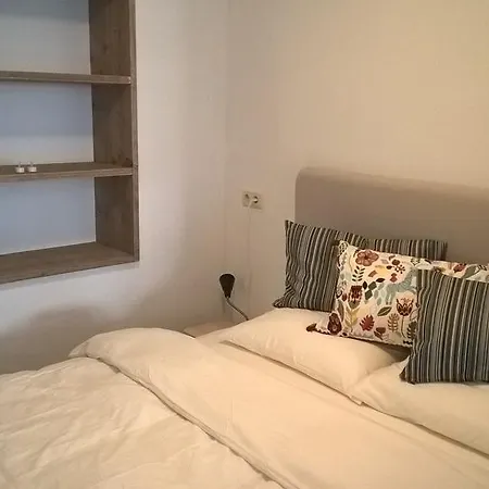 Daelhem Apartment